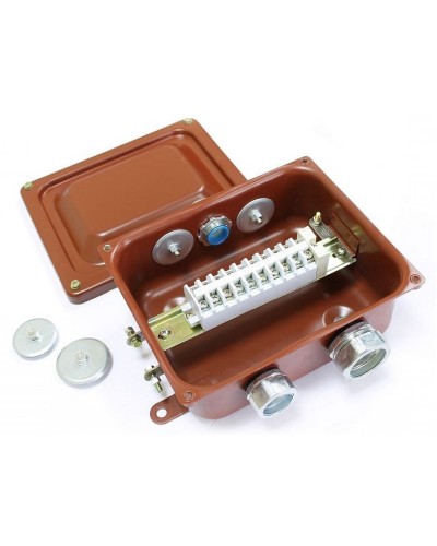 ККМА-10 У2 IP54 (zeta30372). Коробка клеммная металлическая с муфтами АТК для трубной электропроводки. ЗЭТА в Ангарске